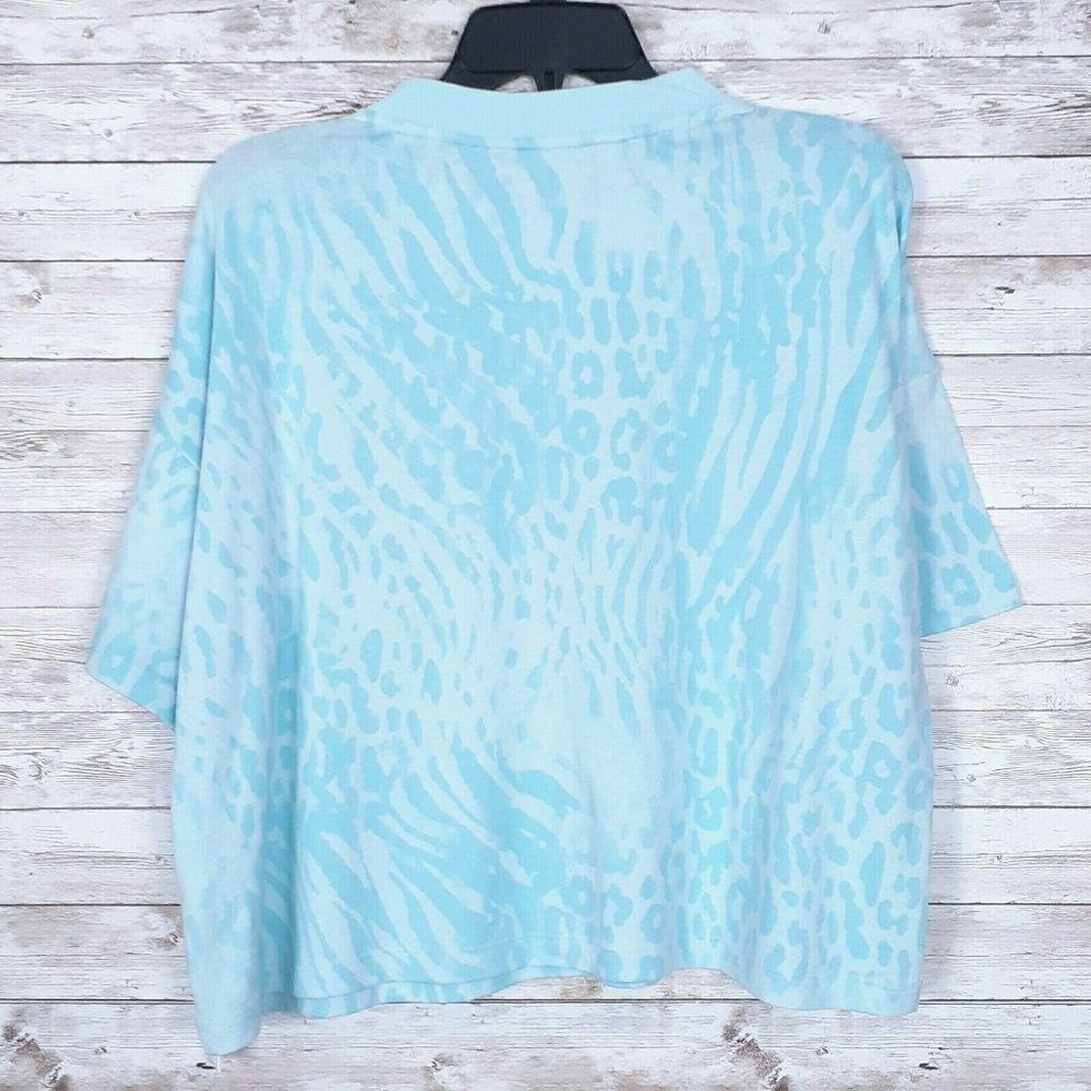 Calvin Klein Performance Tee XL Cropped Top Blue Animal Print 10A - Picture 4 of 6